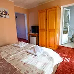 Ξενοδοχείο Family Chichin 3*