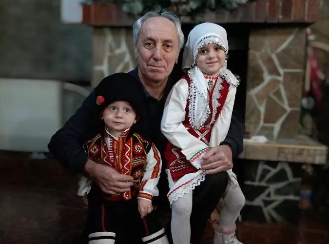 Family Chichin 3* בנסקו