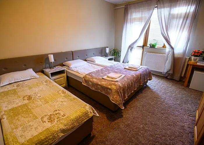 Family Chichin 3* 반스코