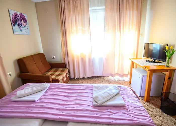 מלון Family Chichin 3*